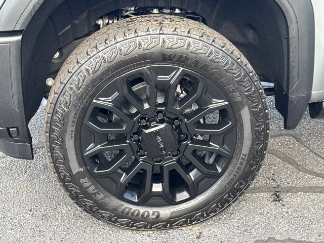 New 2026 GMC Sierra 2500 Denali Ultimate w/ LPO, Black Badging Package AWD/4WD image 17