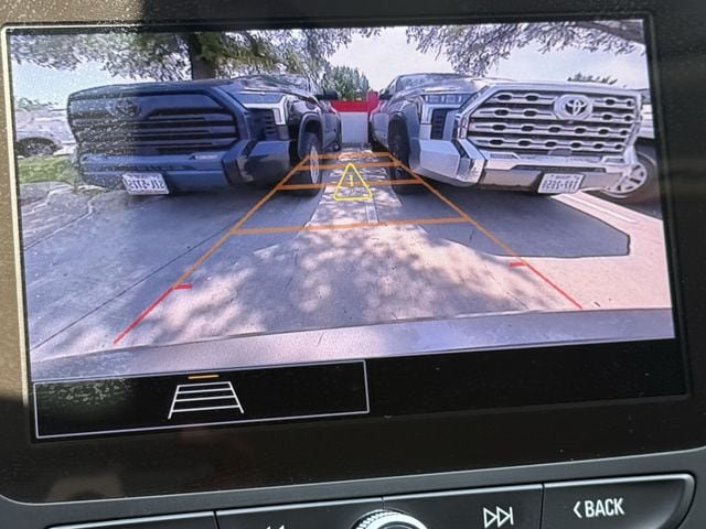 Used 2025 Chevrolet Malibu LT FWD image 18