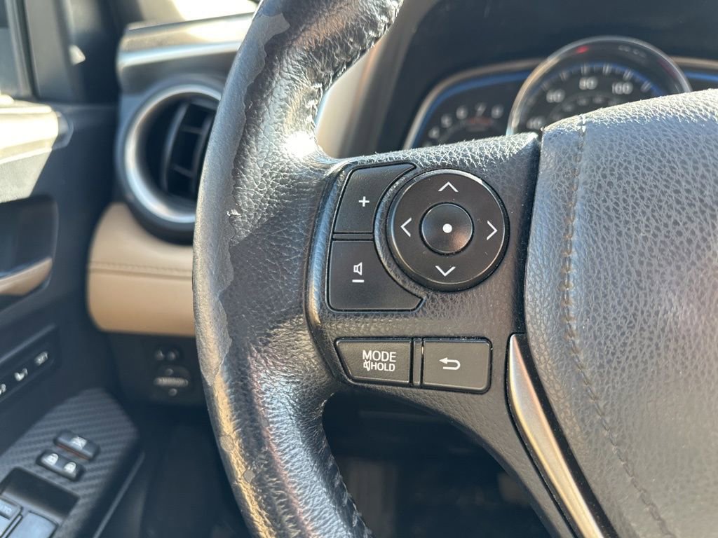 Used 2013 Toyota RAV4 Limited image 20