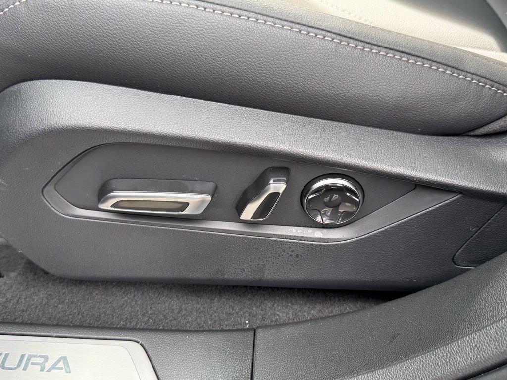 New 2026 Acura RDX SH-AWD image 26