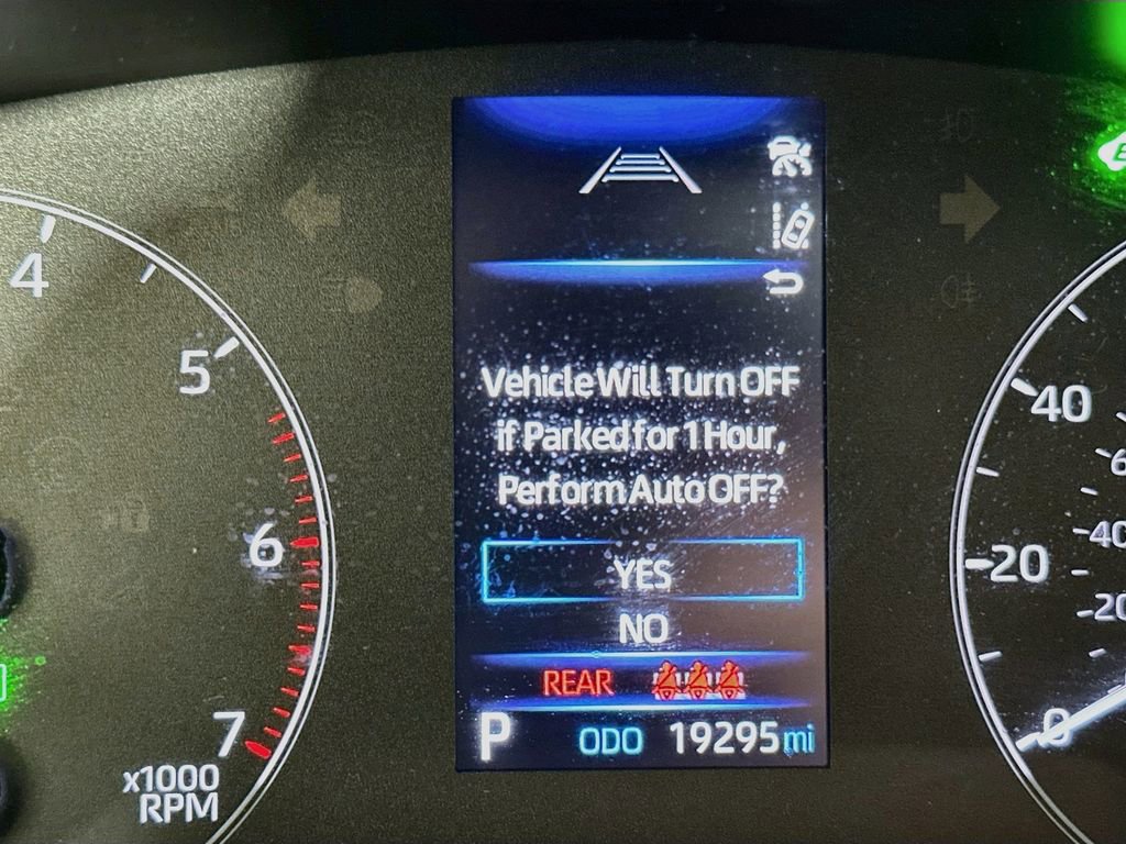 Used 2023 Toyota Corolla SE w/ SE Package AWD/4WD image 24