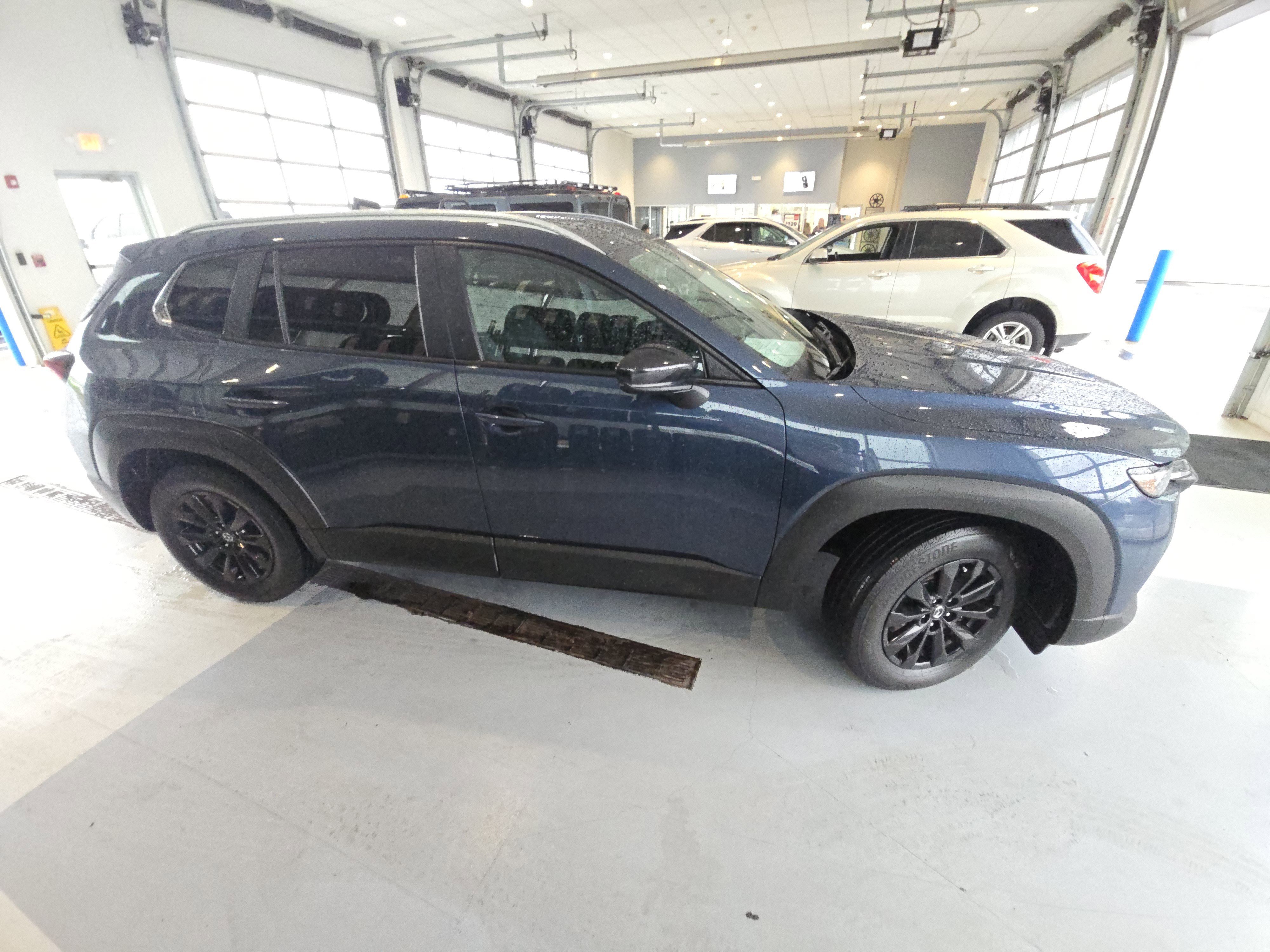 Used 2024 MAZDA CX-50 AWD 2.5 S w/ Premium Package image 16