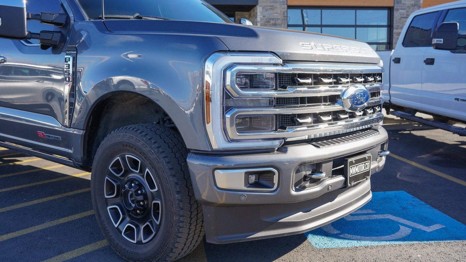 Used 2024 Ford F350 Platinum w/ FX4 Off-Road Package image 3