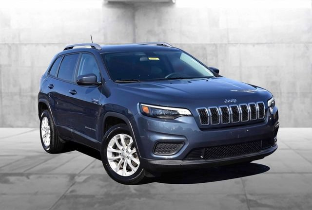 Used 2020 Jeep Cherokee Latitude image 2