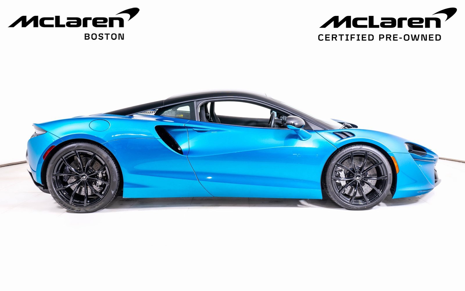 Used 2024 McLaren Artura image 6