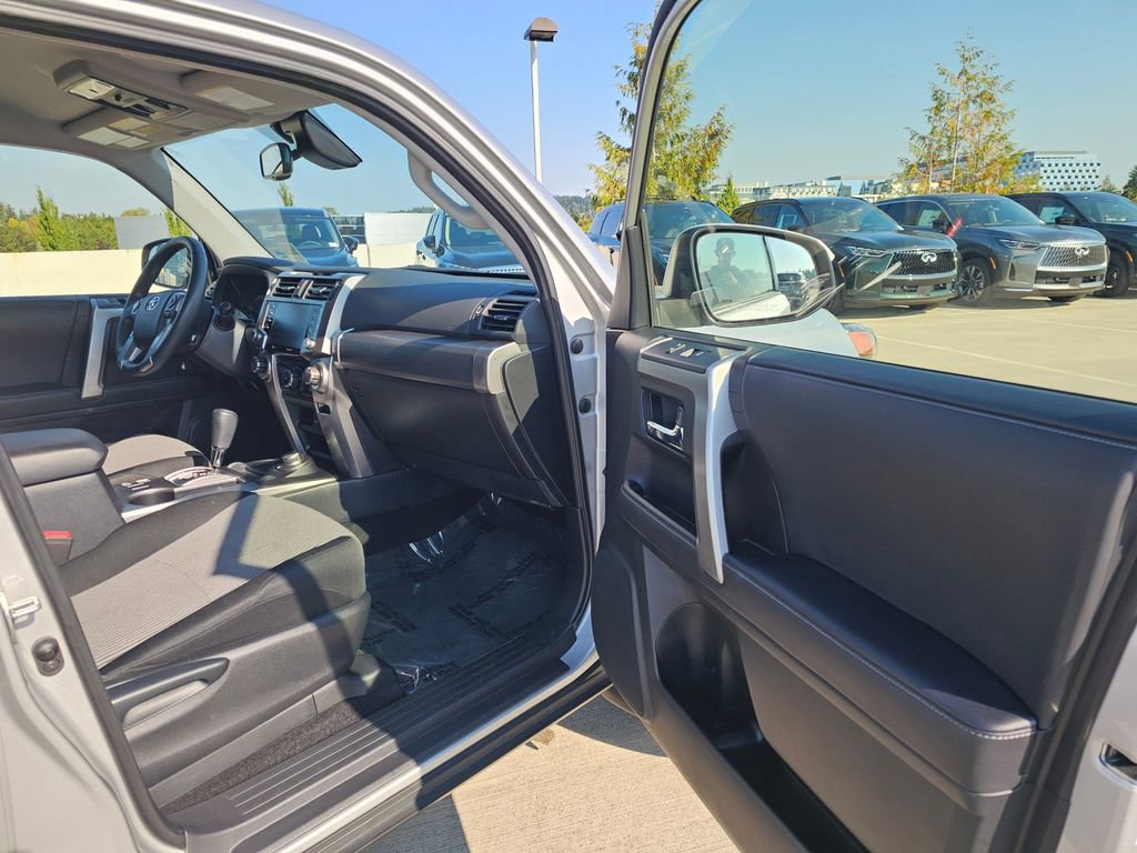 Used 2024 Toyota 4Runner SR5 image 12