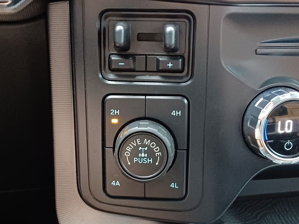 Used 2021 Ford F150 Platinum w/ Equipment Group 701A High AWD/4WD image 22
