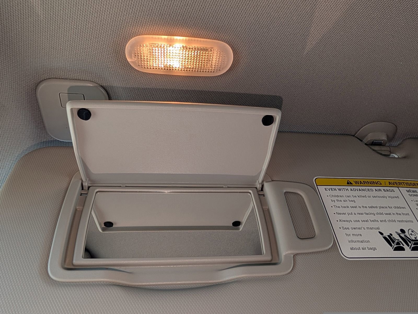 Used 2023 Nissan Rogue SV image 36