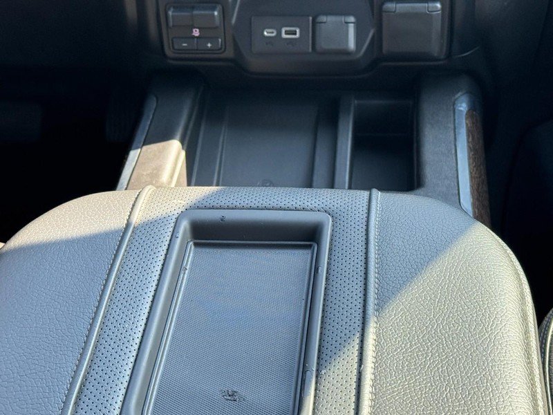 Used 2019 GMC Sierra 1500 Denali w/ Denali Ultimate Package AWD/4WD image 14