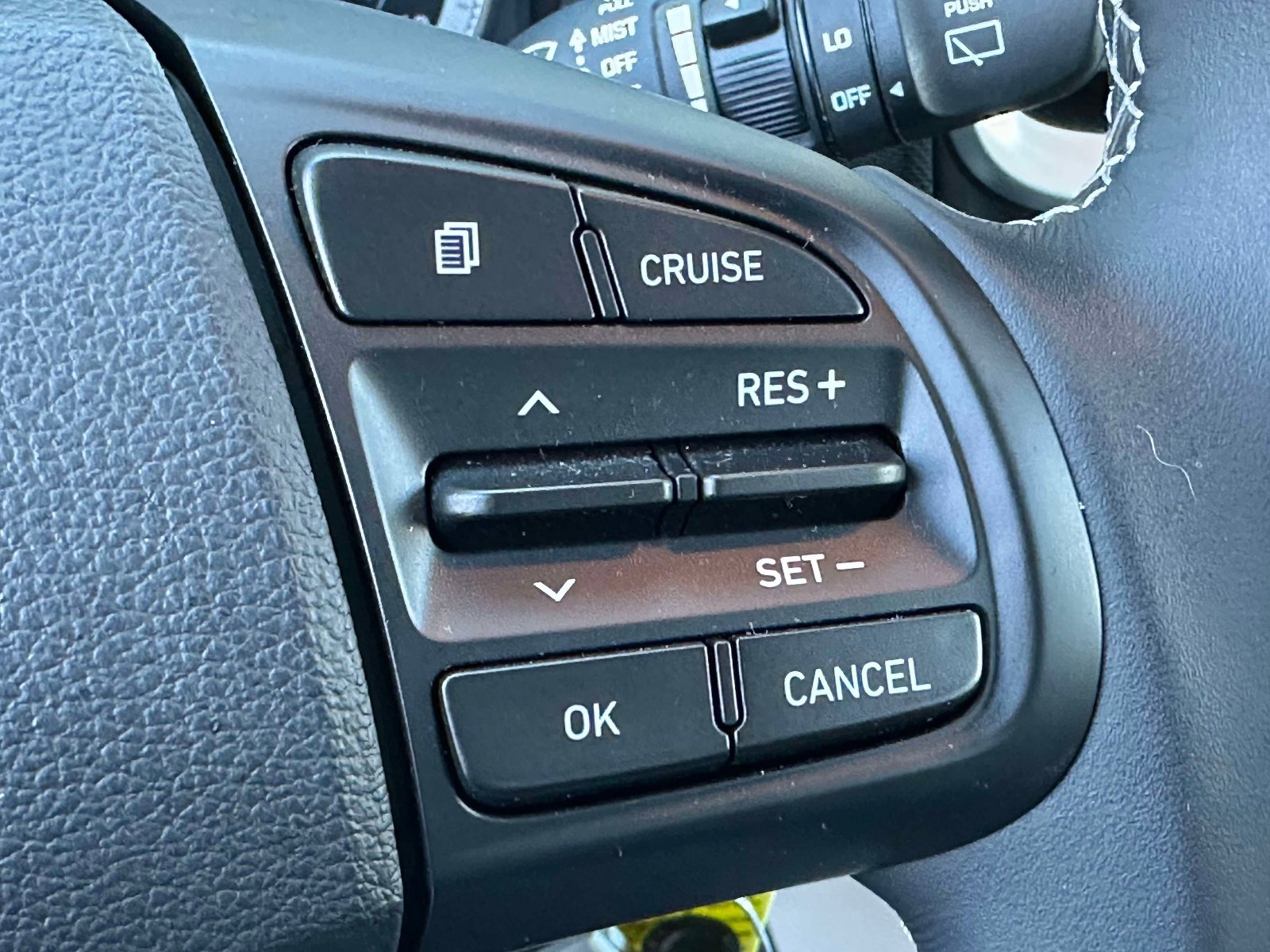 Used 2022 Hyundai Venue SEL w/ Cargo Package image 20