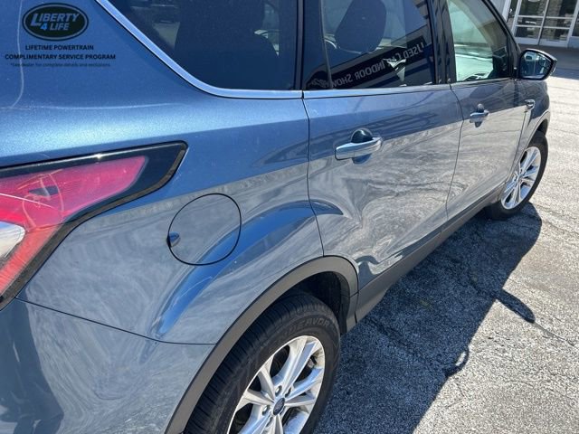 Used 2018 Ford Escape SE AWD/4WD image 3