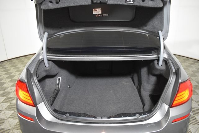 Used 2013 BMW M5 RWD image 34