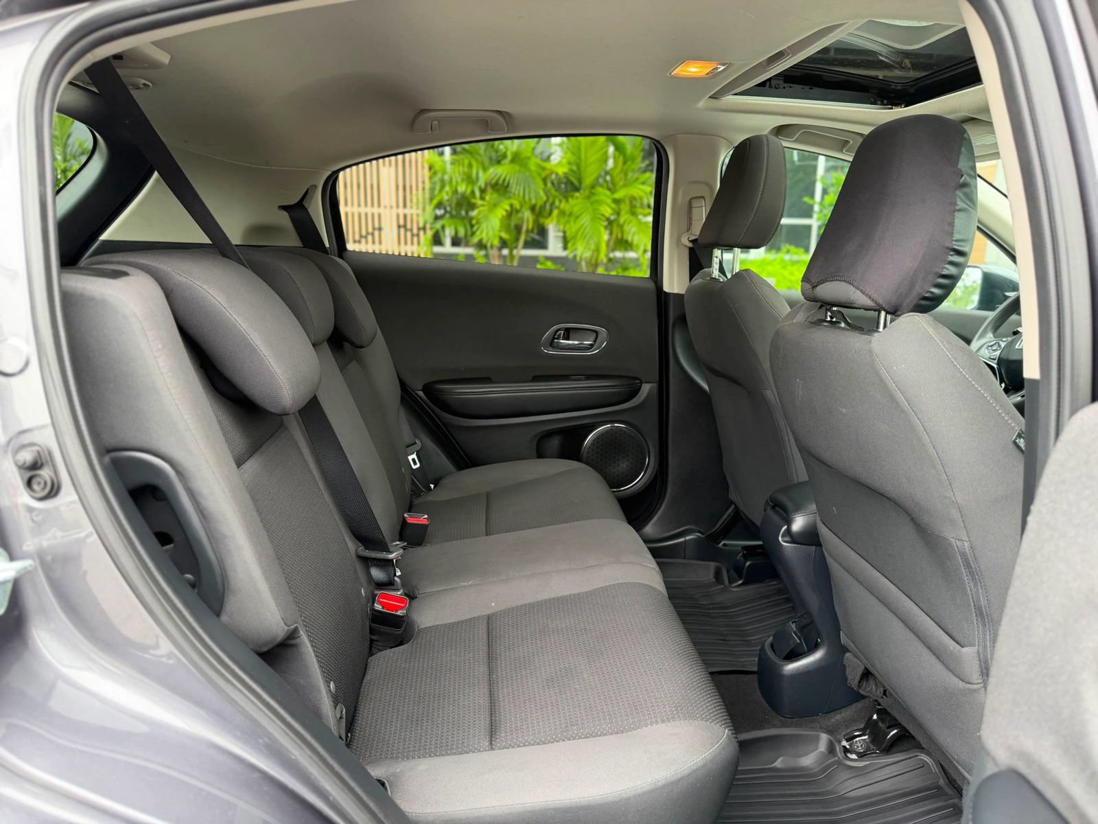 Used 2022 Honda HR-V EX image 25