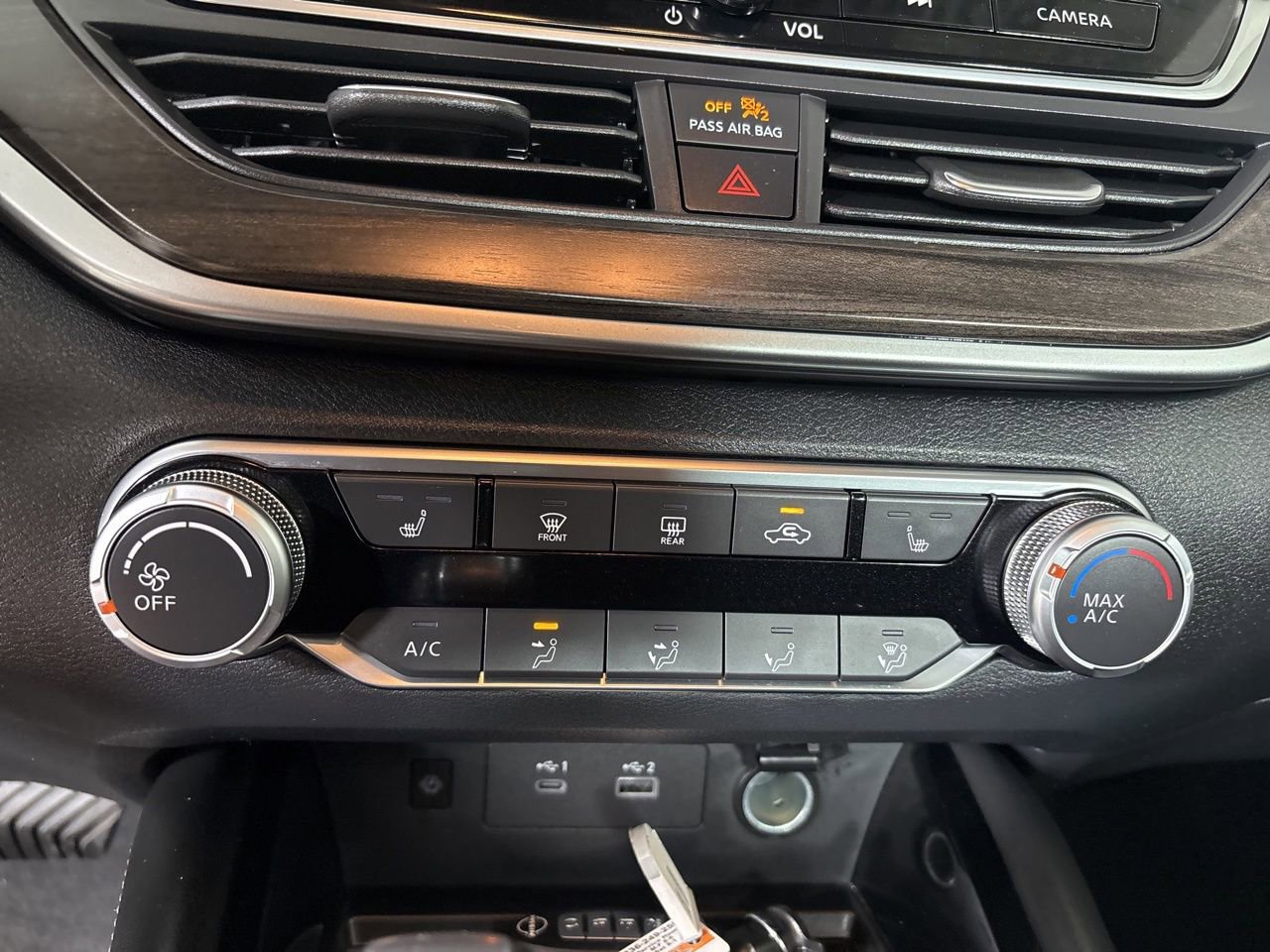 Used 2023 Nissan Altima 2.5 SV w/ SV Premium Package image 17