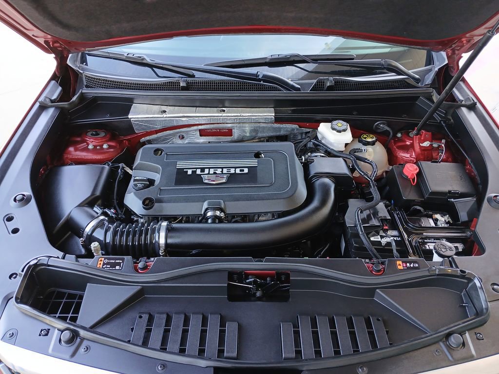 Certified 2024 Cadillac XT4 Premium Luxury AWD/4WD image 31