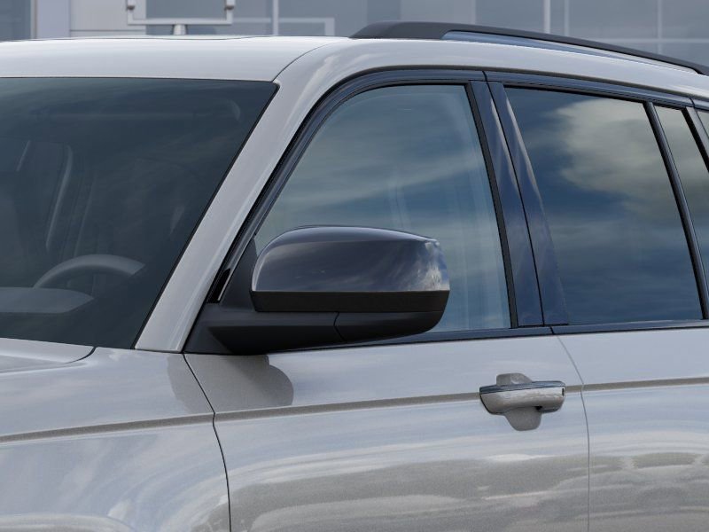 New 2025 Jeep Grand Cherokee Laredo image 12