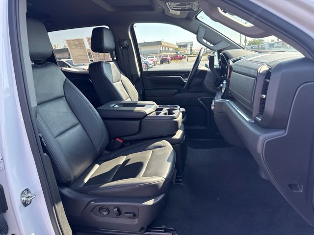 Used 2025 GMC Sierra 1500 SLT AWD/4WD image 17