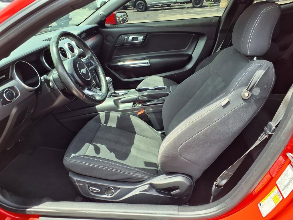 Used 2019 Ford Mustang Coupe w/ Equipment Group 101A RWD image 23