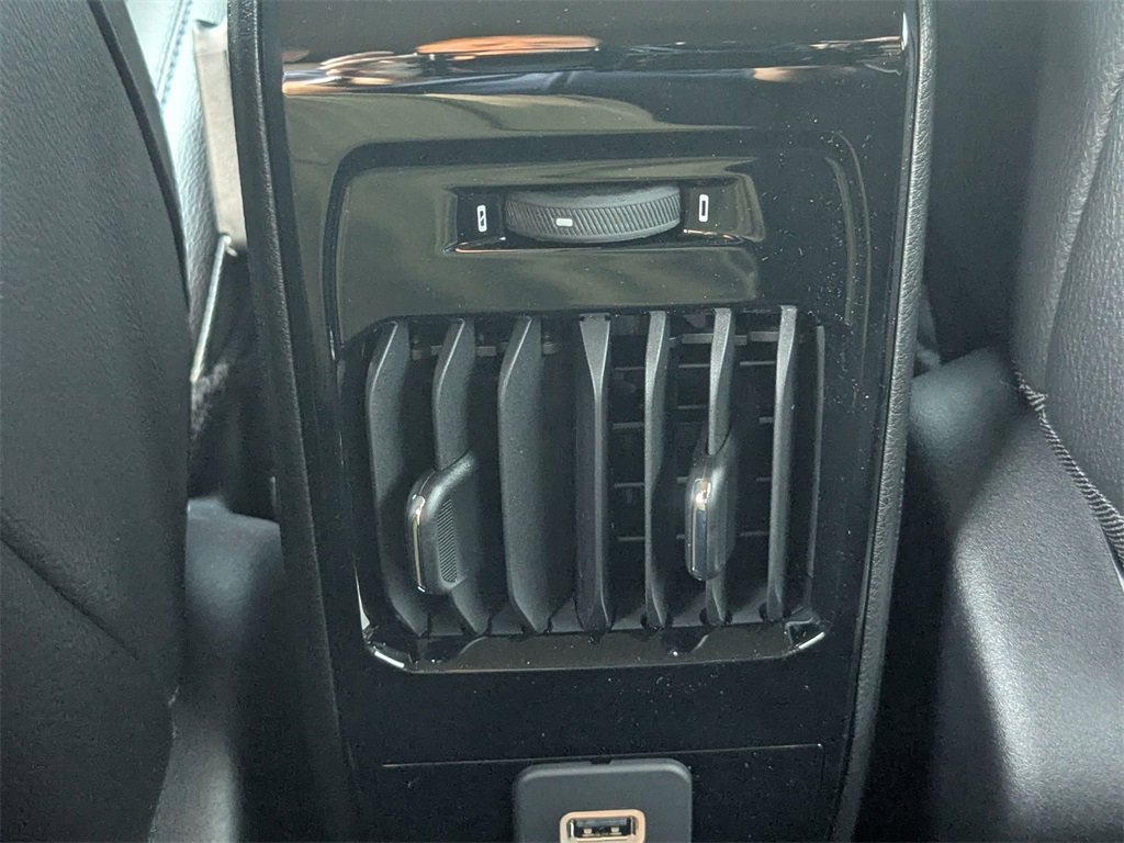 New 2026 Jeep Compass Limited image 28