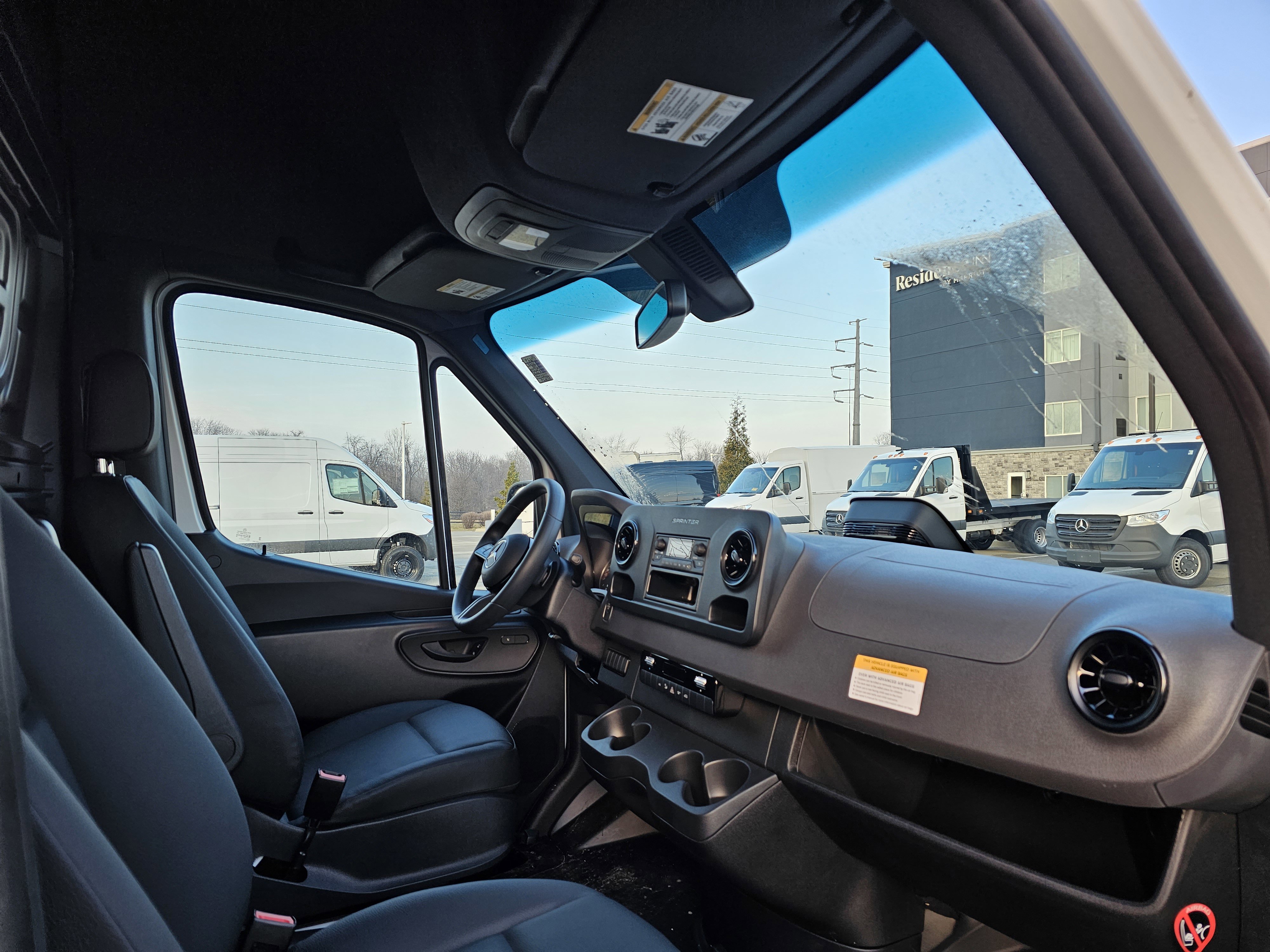 New 2025 Mercedes-Benz Sprinter 2500 image 18