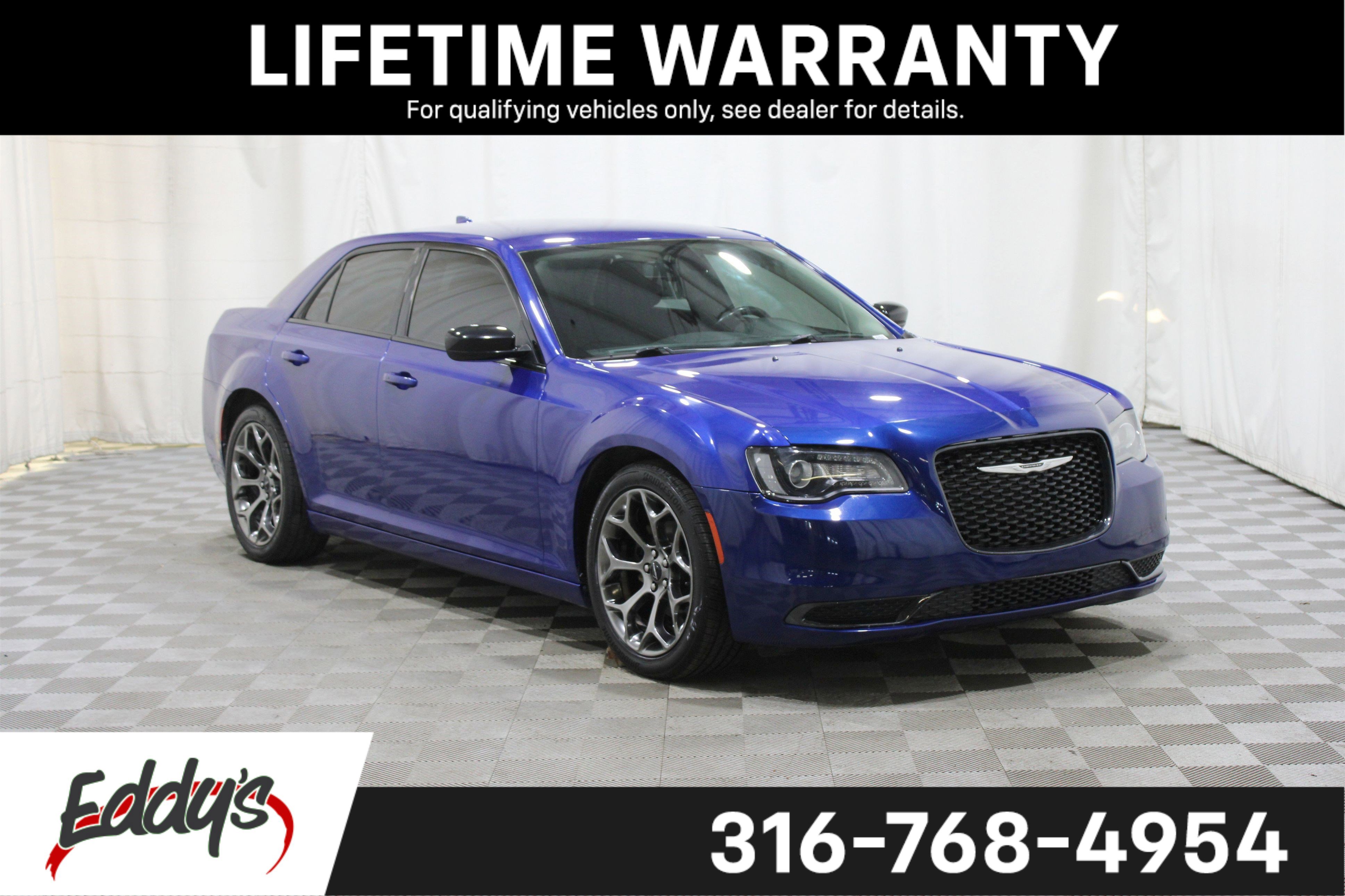 Used 2018 Chrysler 300 Touring w/ Sport Appearance Package image 1