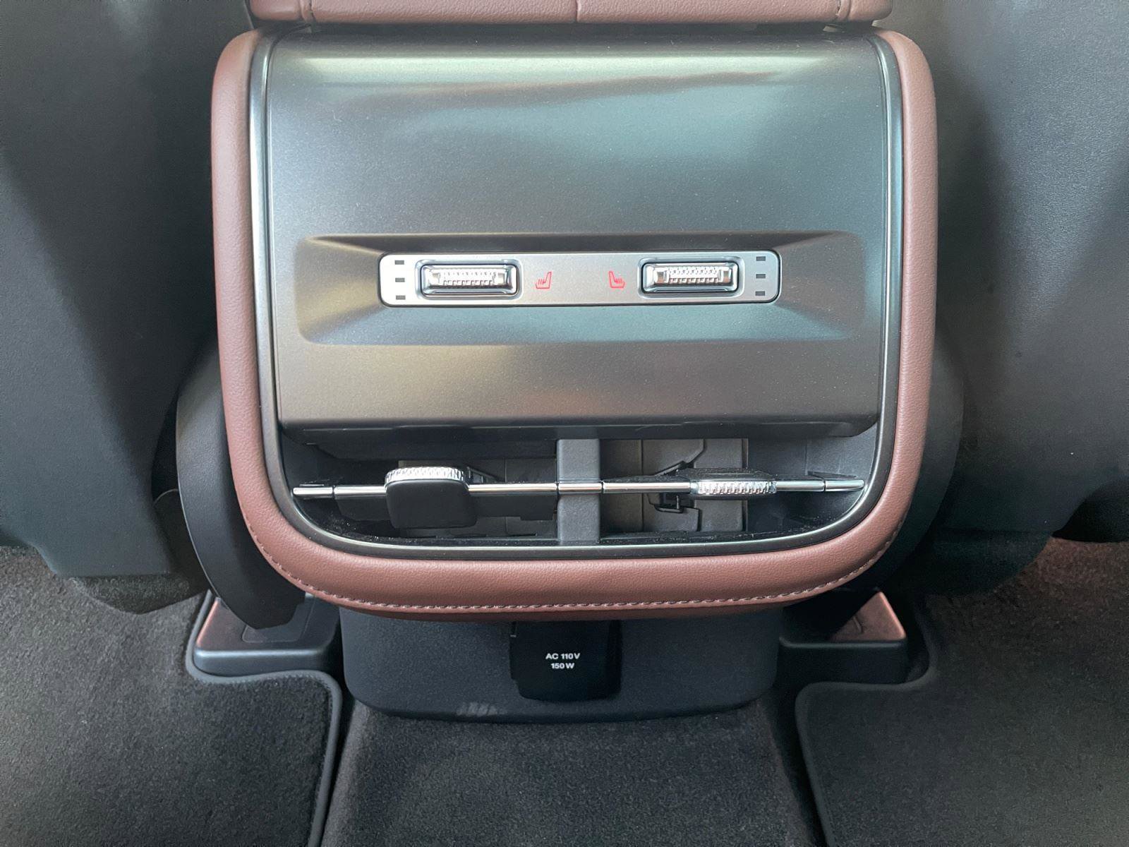New 2026 Lincoln Nautilus Reserve w/ Jet Appearance Package AWD/4WD image 17