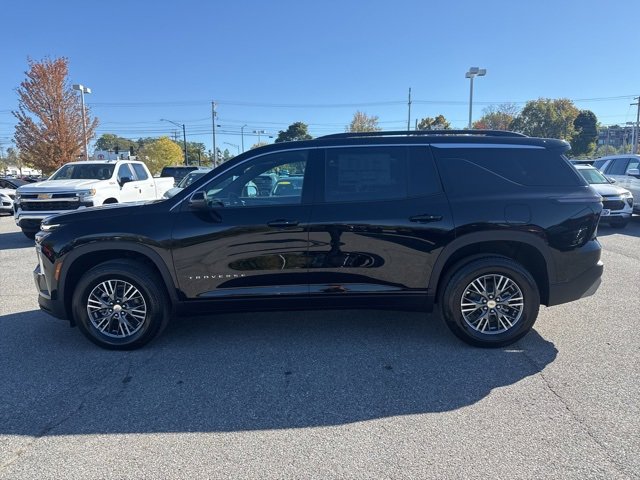 New 2026 Chevrolet Traverse LT w/ LPO, Floor Liner Package image 3