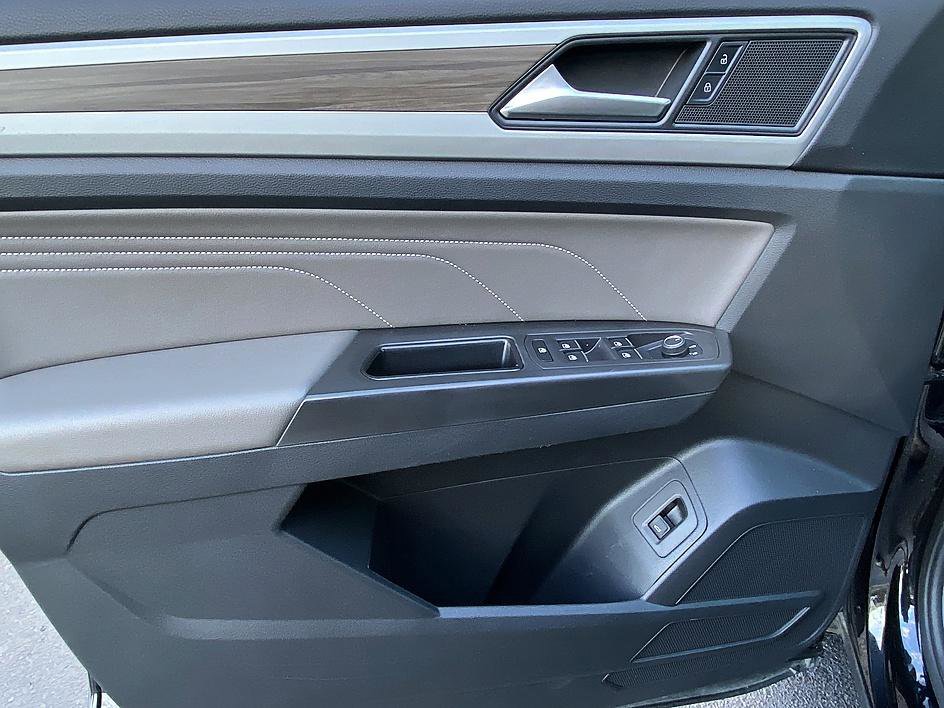 Used 2022 Volkswagen Atlas SEL image 9