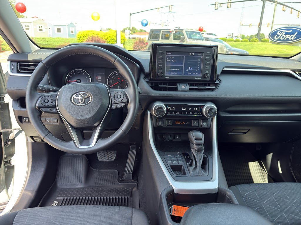Used 2020 Toyota RAV4 XLE w/ Convenience Package AWD/4WD image 24