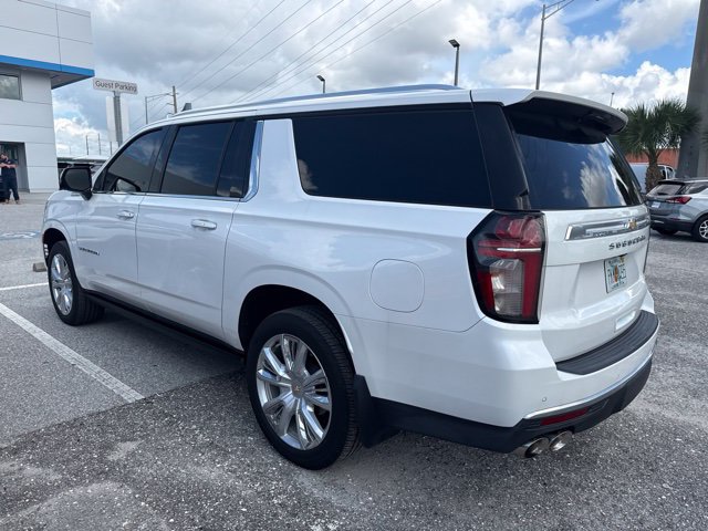 Used 2022 Chevrolet Suburban High Country RWD image 4