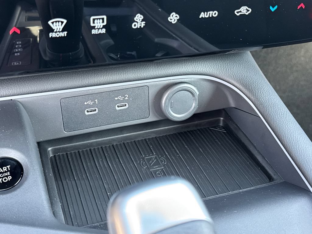 New 2026 Nissan Sentra SR w/ SR Premium Package FWD image 26