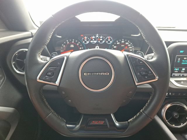 Used 2018 Chevrolet Camaro SS RWD image 17