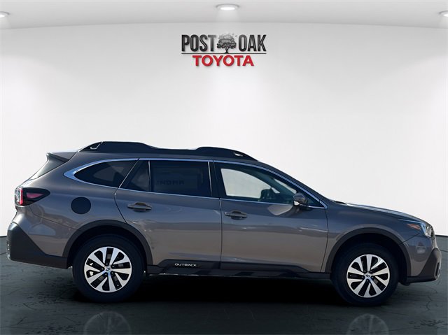 Used 2022 Subaru Outback Premium image 8