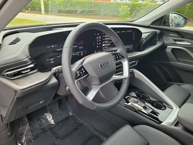 Certified 2025 Audi Q5 Premium Plus w/ Premium Plus AWD/4WD image 17