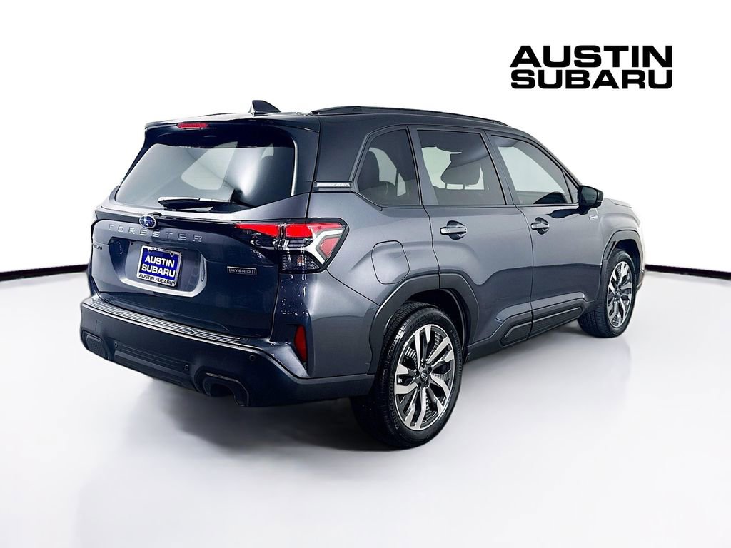 Used 2025 Subaru Forester Touring image 7