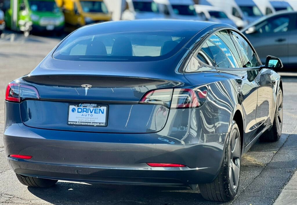 Used 2023 Tesla Model 3 Standard Range image 34