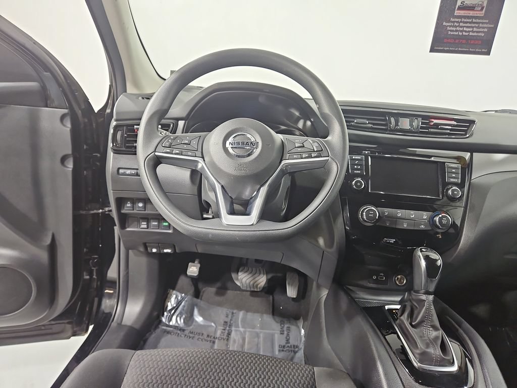 Used 2021 Nissan Rogue Sport S AWD/4WD image 14