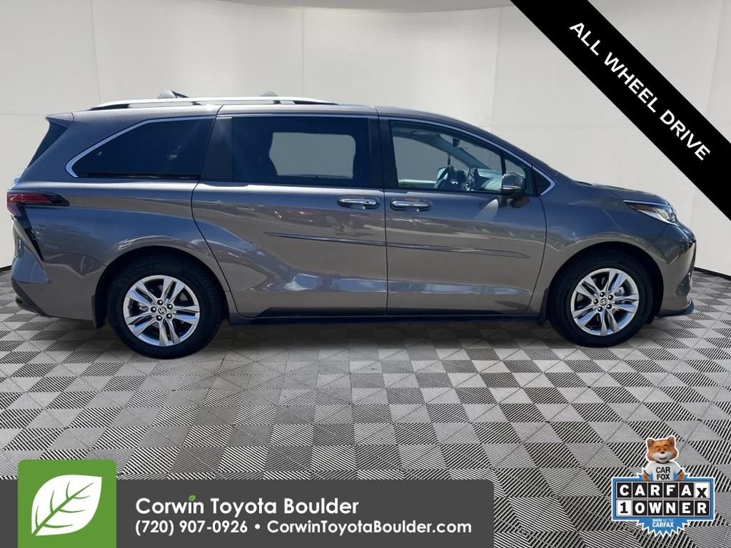Used 2024 Toyota Sienna Limited AWD/4WD image 9