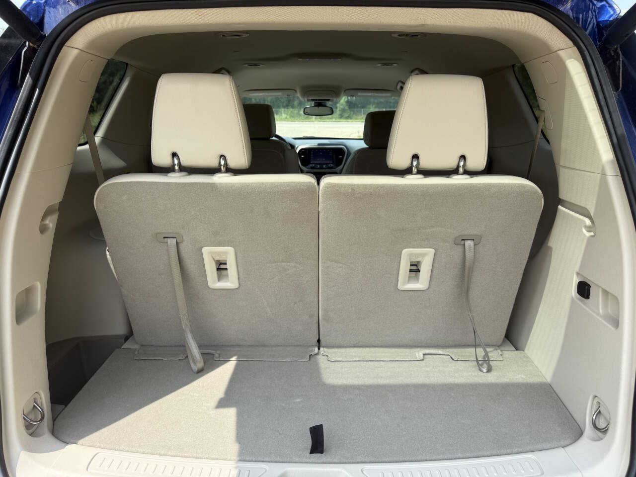Used 2023 GMC Acadia Denali AWD/4WD image 12