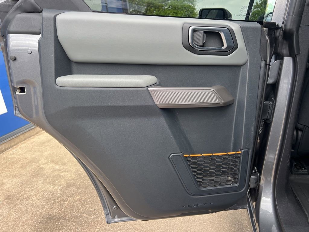 Used 2023 Ford Bronco Badlands image 17