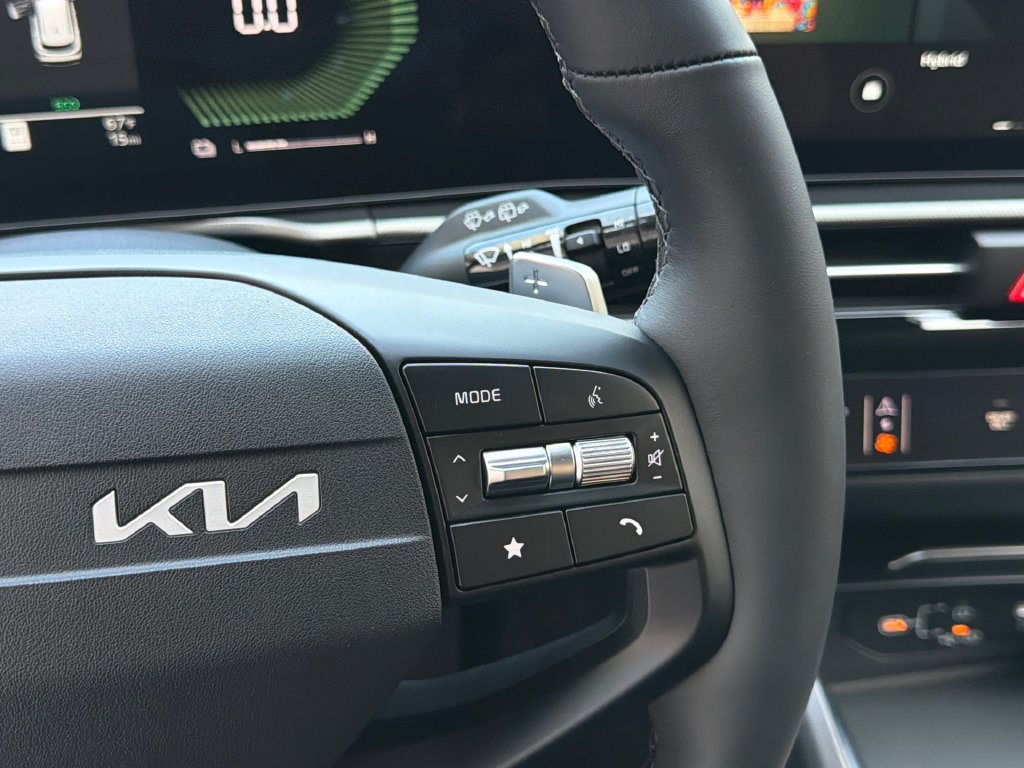 New 2027 Kia Sportage S FWD image 23