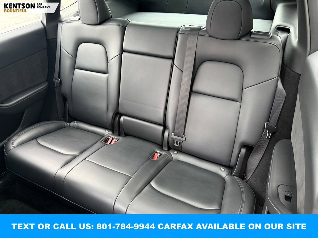 Used 2023 Tesla Model Y Long Range image 32
