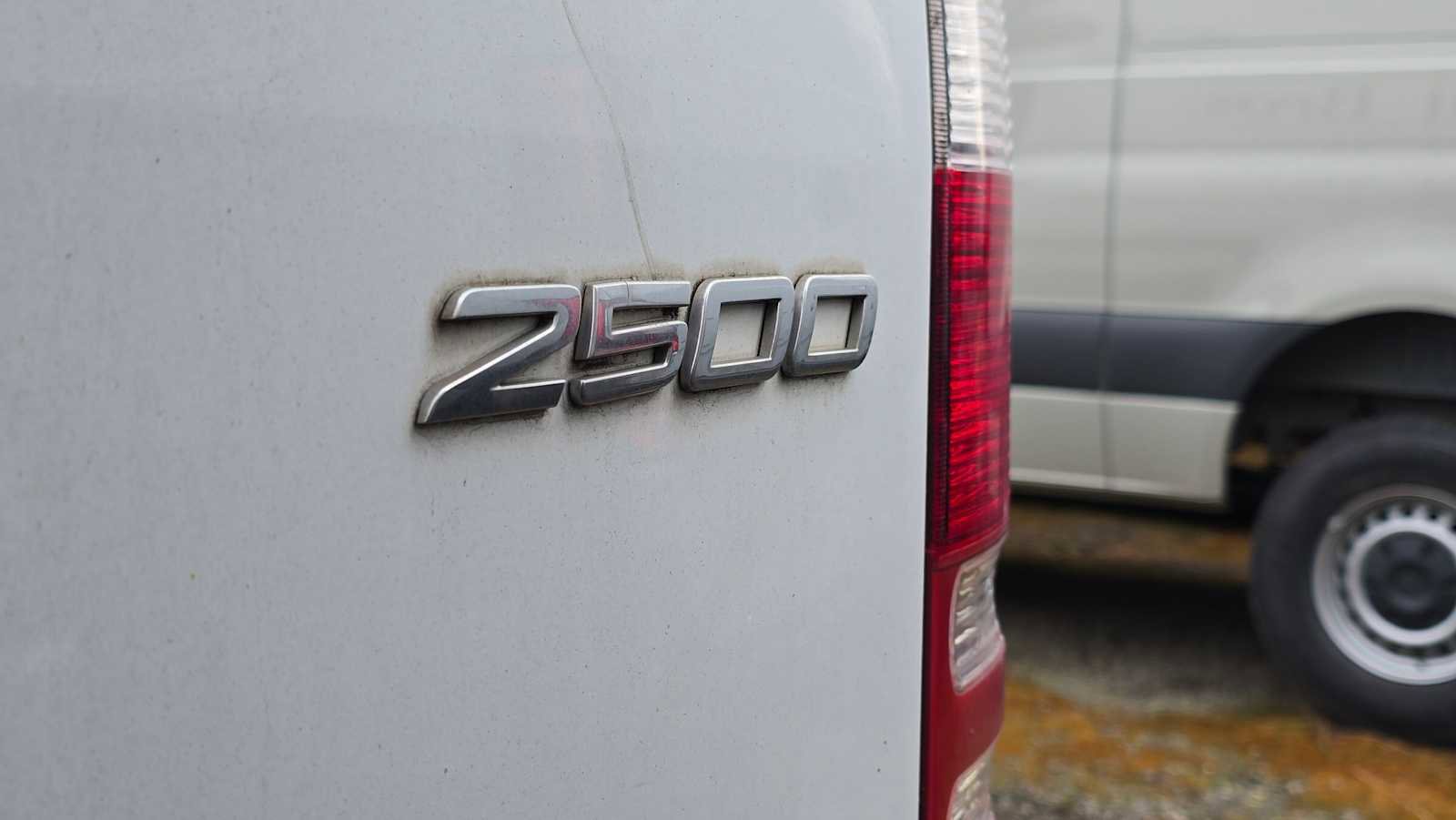 Used 2018 Mercedes-Benz Sprinter 2500 image 15