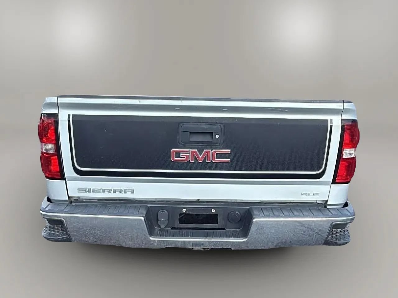 Used 2015 GMC Sierra 1500 SLE AWD/4WD image 2