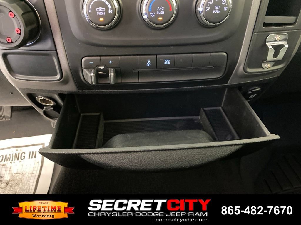 Used 2016 RAM 1500 Express RWD image 22