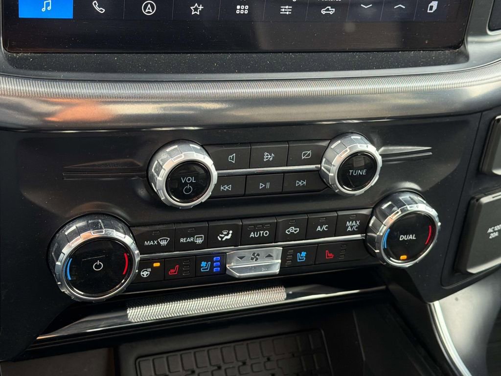 Used 2024 Ford F150 Raptor AWD/4WD image 16