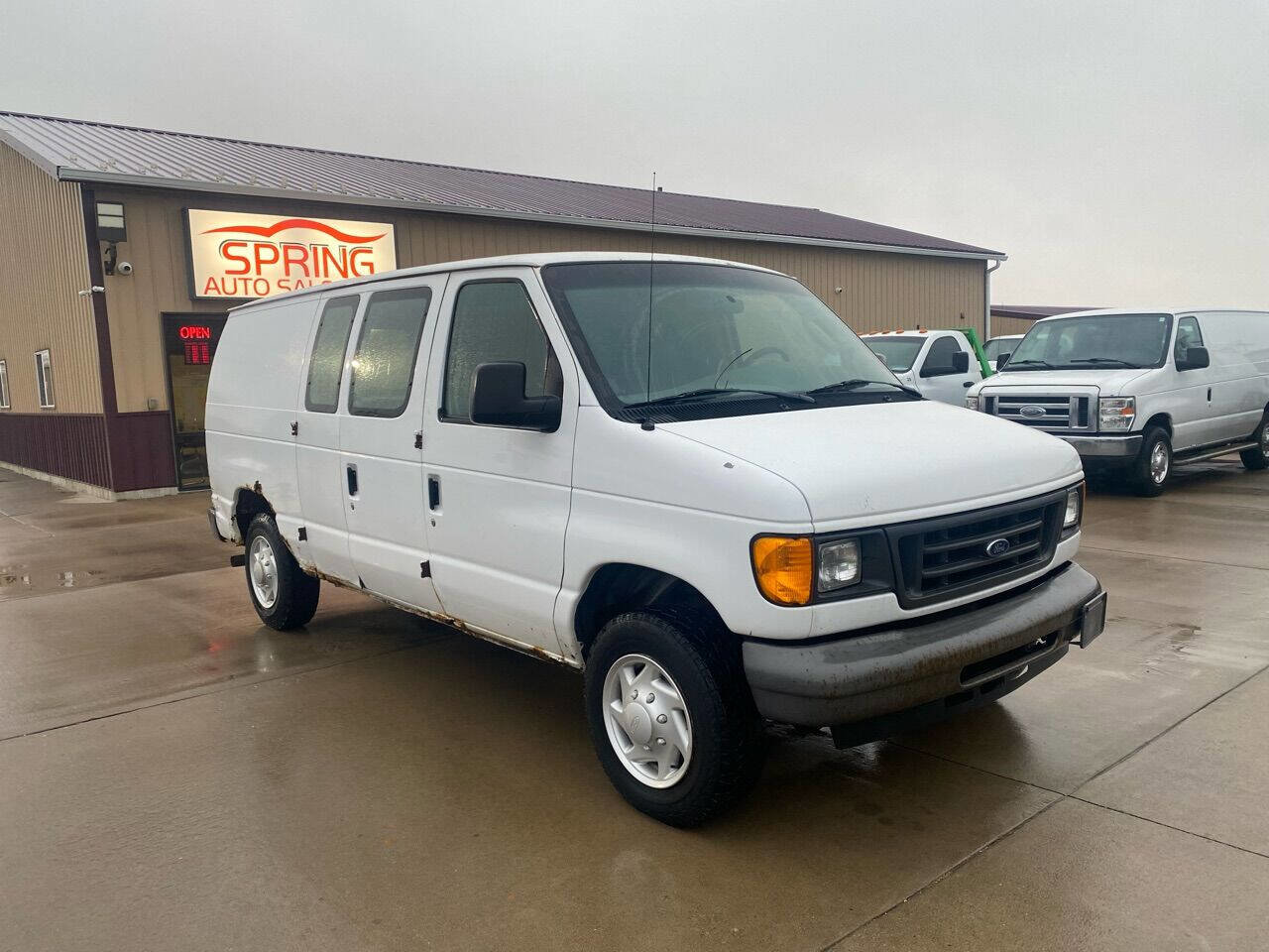 Used 2007 Ford E-150 and Econoline 150 RWD image 6