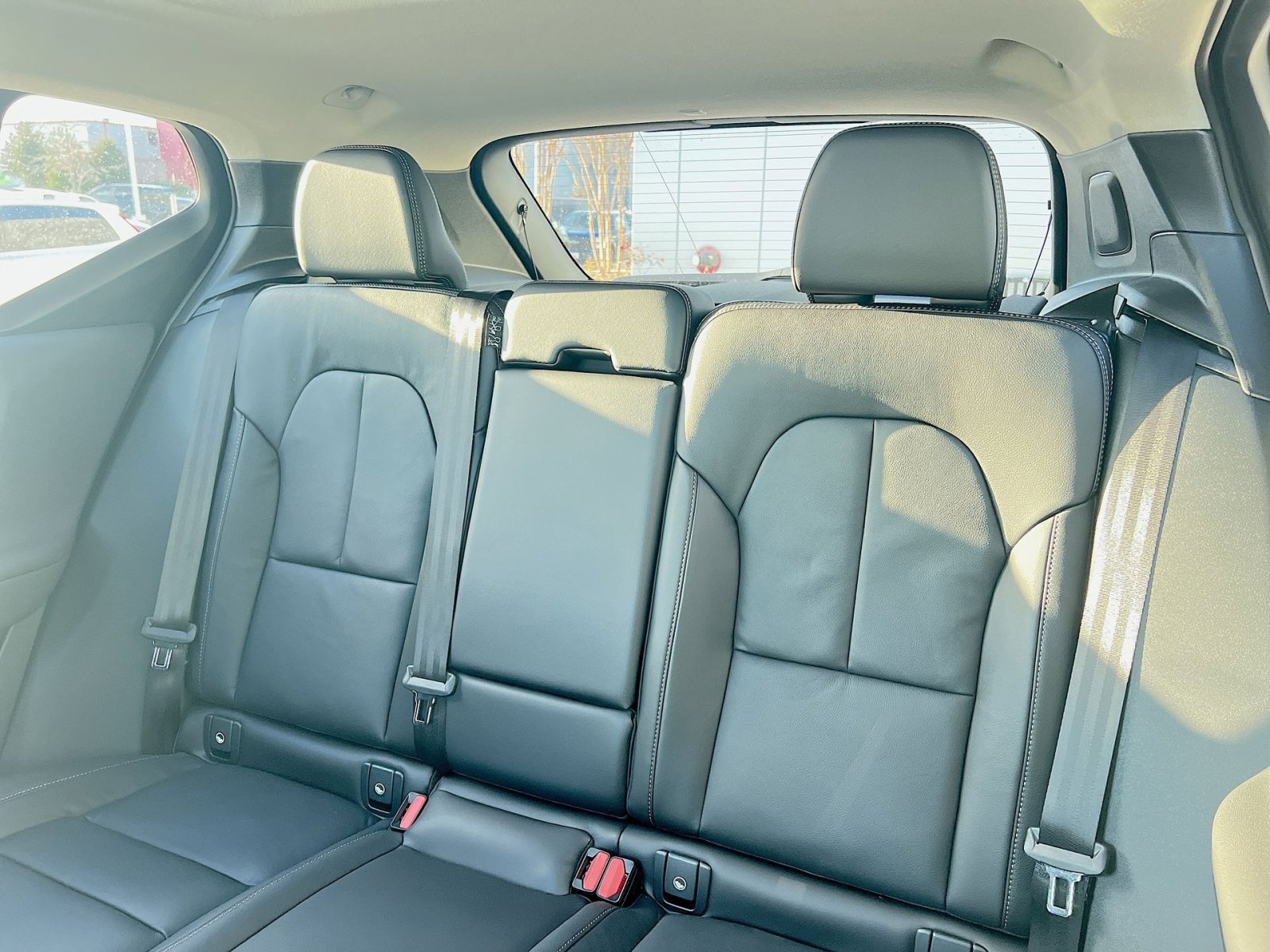 New 2026 Volvo XC40 B5 Plus w/ Protection Package Premier image 24