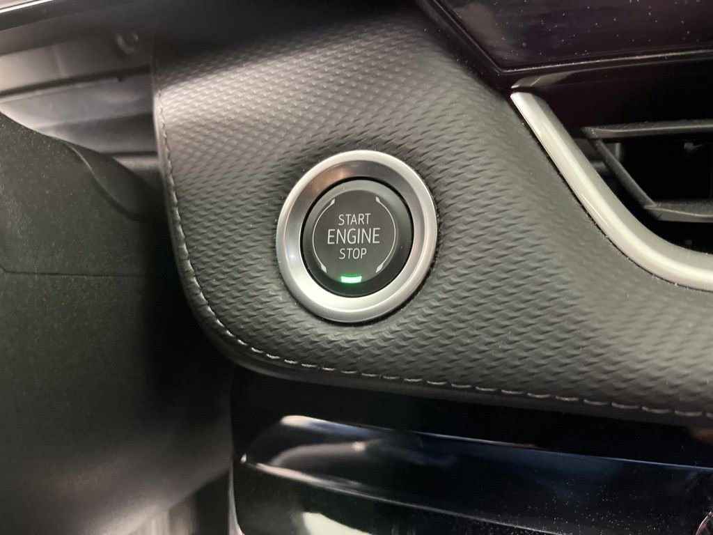 Certified 2025 Chevrolet Equinox LT w/ Convenience Package II image 30