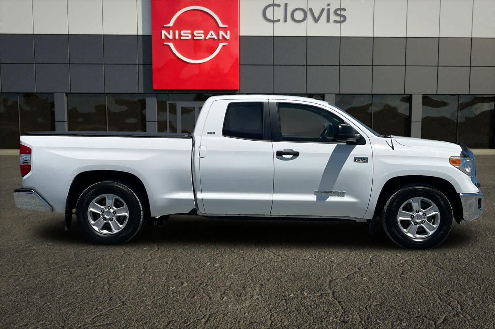 Used 2014 Toyota Tundra SR5 w/ SR5 Upgrade Package RWD image 9
